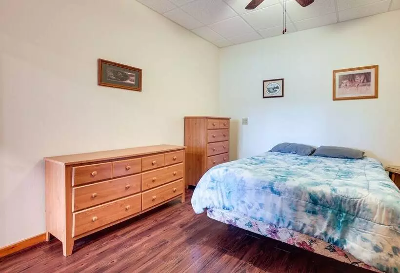 Monico Lakefront Home W/ Boat Dock & Fire Pit!