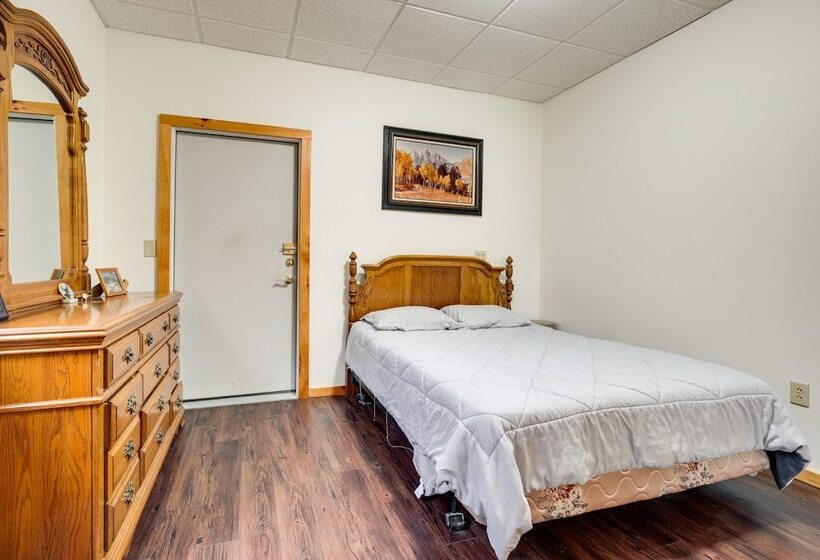 Monico Lakefront Home W/ Boat Dock & Fire Pit!