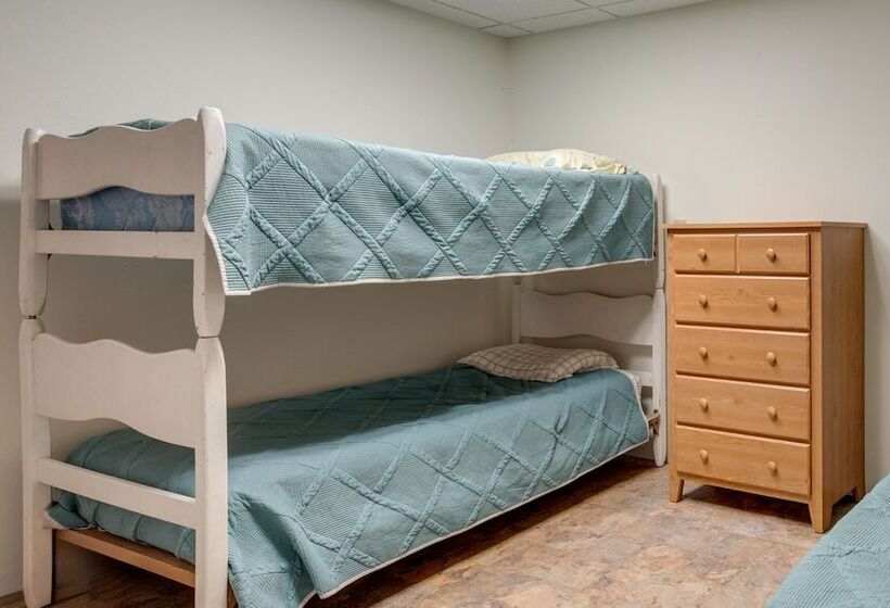 Monico Lakefront Home W/ Boat Dock & Fire Pit!