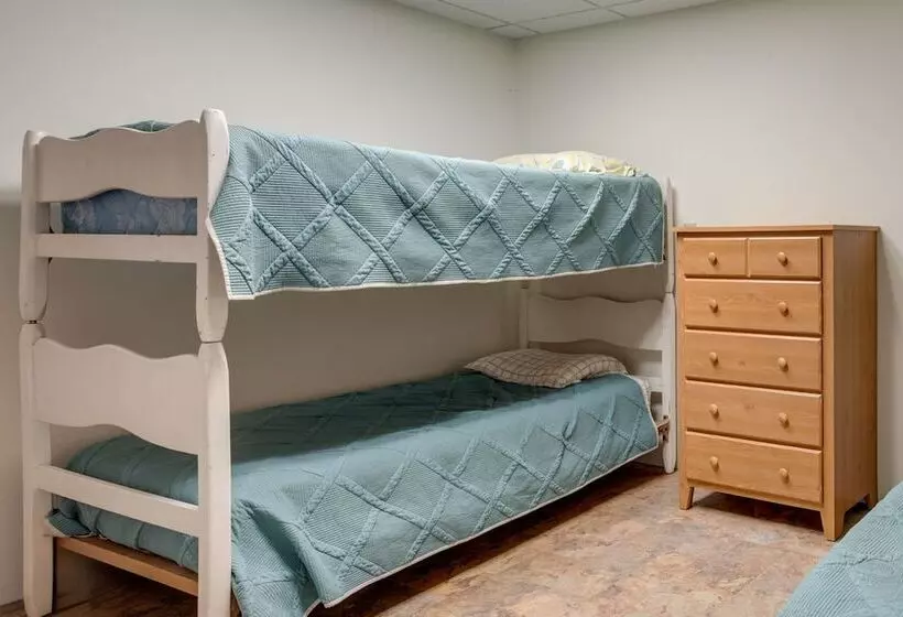 Monico Lakefront Home W/ Boat Dock & Fire Pit!