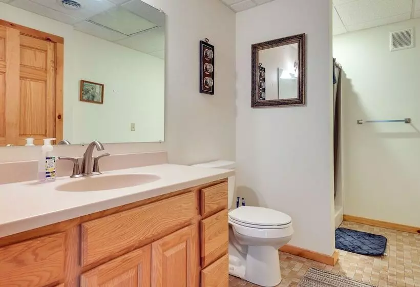 Monico Lakefront Home W/ Boat Dock & Fire Pit!