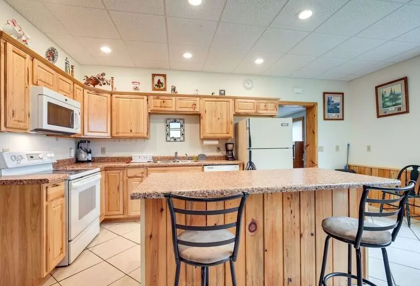 Monico Lakefront Home W/ Boat Dock & Fire Pit!