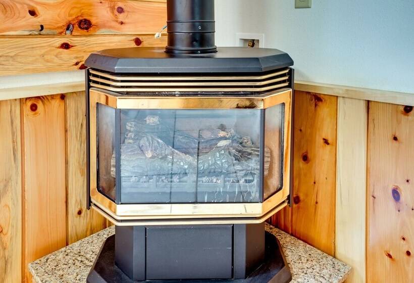 Monico Lakefront Home W/ Boat Dock & Fire Pit!