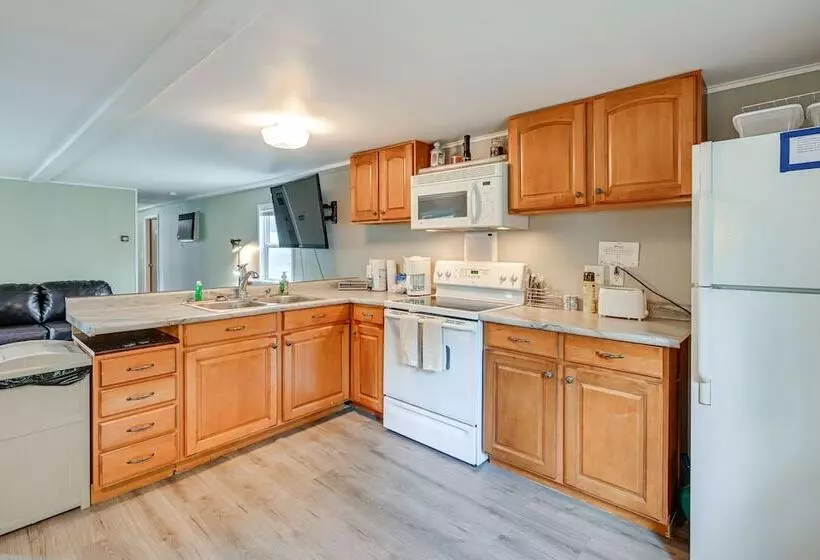 New Lisbon Family Gem ~ 3 Mi To Castle Rock Lake