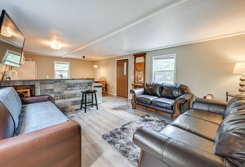 New Lisbon Family Gem ~ 3 Mi To Castle Rock Lake