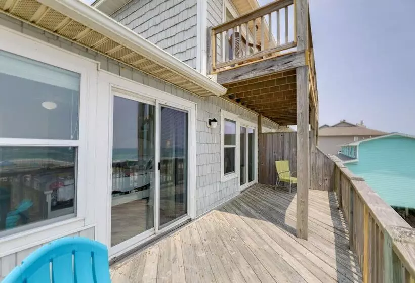 Oceanfront Emerald Isle Escape W/ Private Hot Tub!