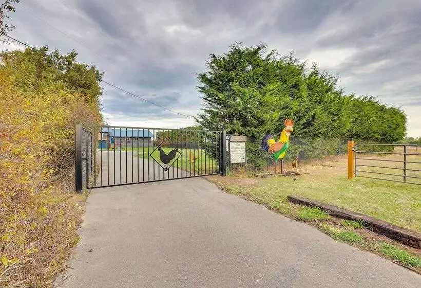 Oceanfront Port Angeles Home W/ Mountain View!