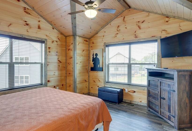 Hot Tub, Fireplace & Views: Sevierville Retreat!