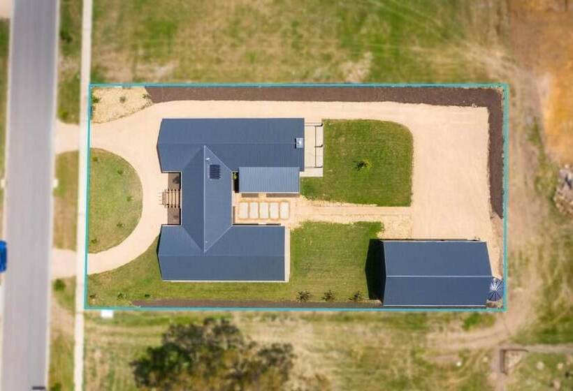 بنسيون Wild Wombat