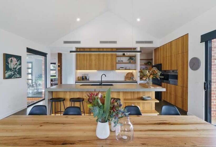 بنسيون Wild Wombat