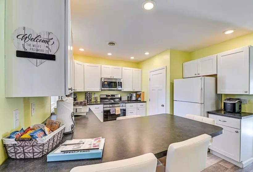 Pet Friendly Honeoye Cottage Rental: Walk To Lake!