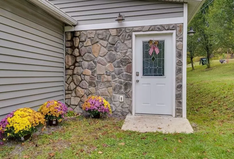 Pet Friendly Honeoye Cottage Rental: Walk To Lake!