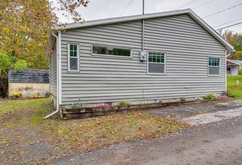 Pet Friendly Honeoye Cottage Rental: Walk To Lake!