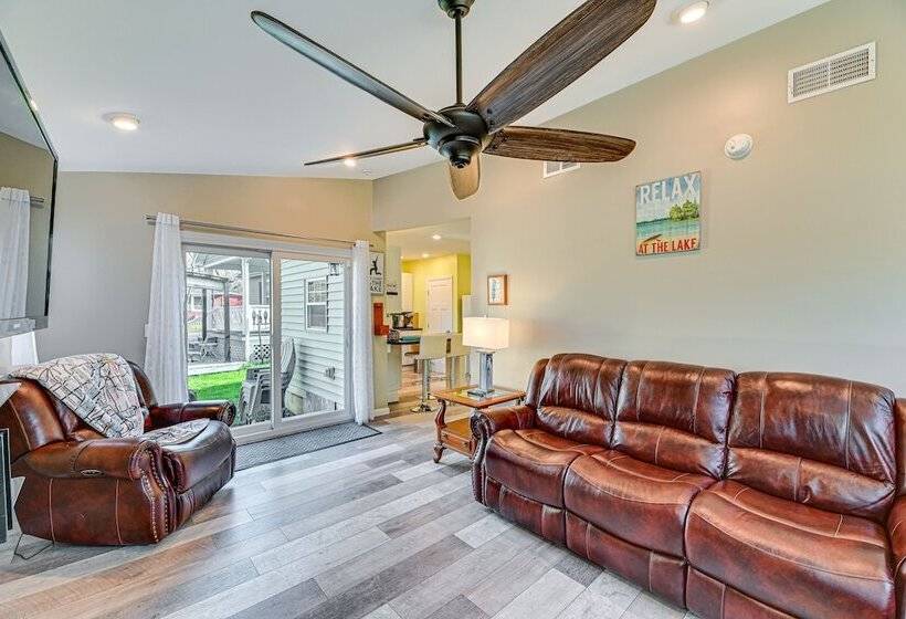 Pet Friendly Honeoye Cottage Rental: Walk To Lake!