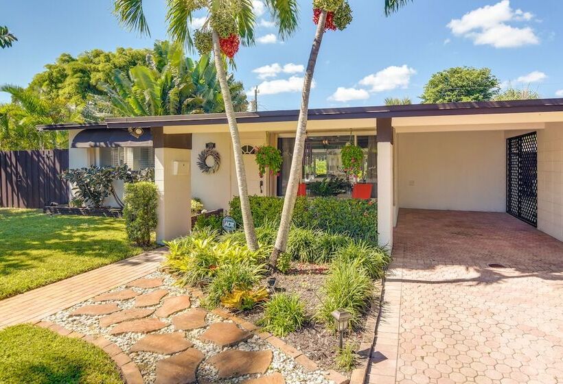 Pompano Beach Retreat W/ Backyard Oasis!