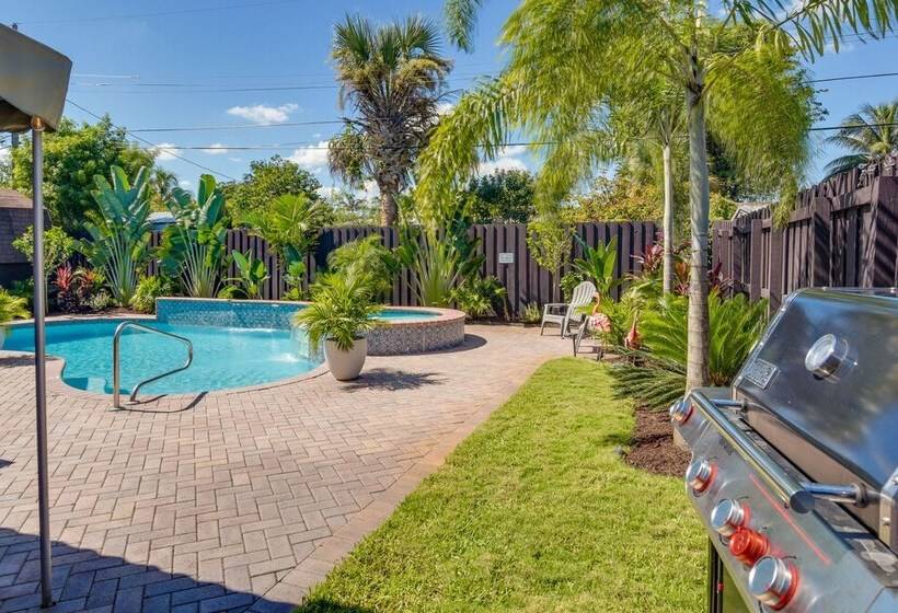 Pompano Beach Retreat W/ Backyard Oasis!