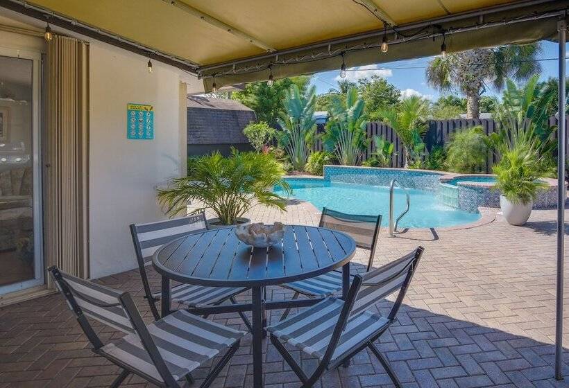Pompano Beach Retreat W/ Backyard Oasis!