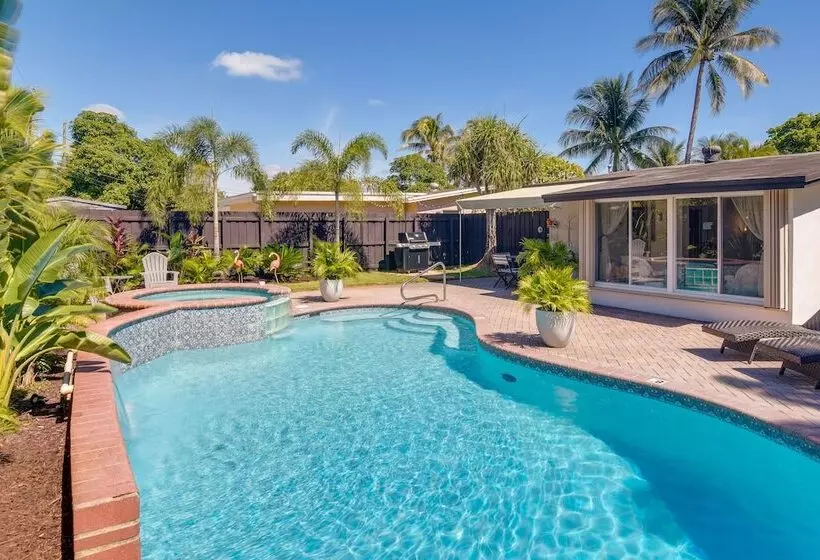 Pompano Beach Retreat W/ Backyard Oasis!