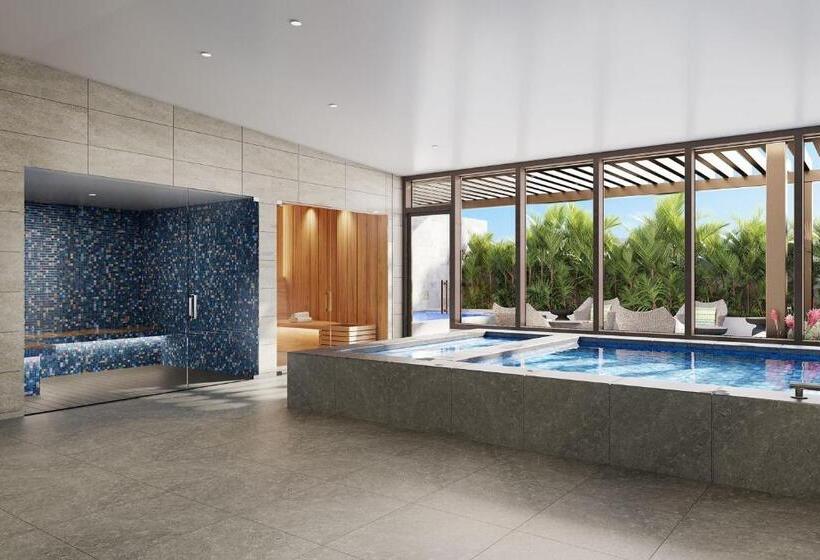 Renaissance Honolulu Hotel & Spa