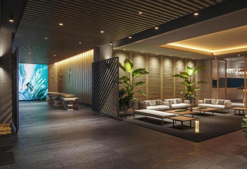 Renaissance Honolulu Hotel & Spa