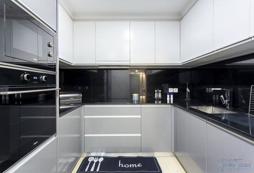 דירת נופש Charming 3 Bed House In Funchal