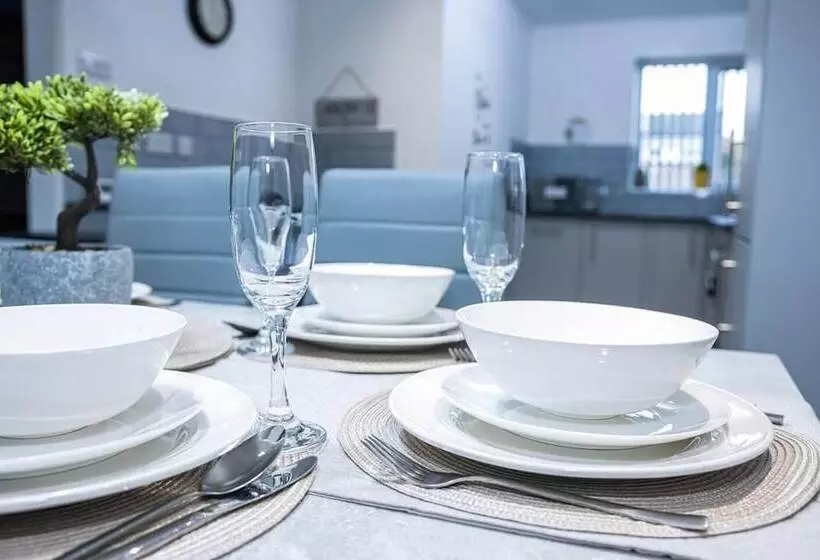 レジデンス Stunning 4 Bed House In Telford West Midlands