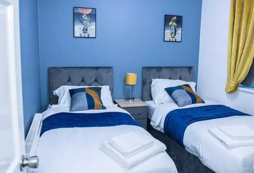 レジデンス Stunning 4 Bed House In Telford West Midlands