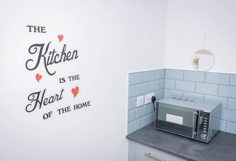 レジデンス Stunning 4 Bed House In Telford West Midlands