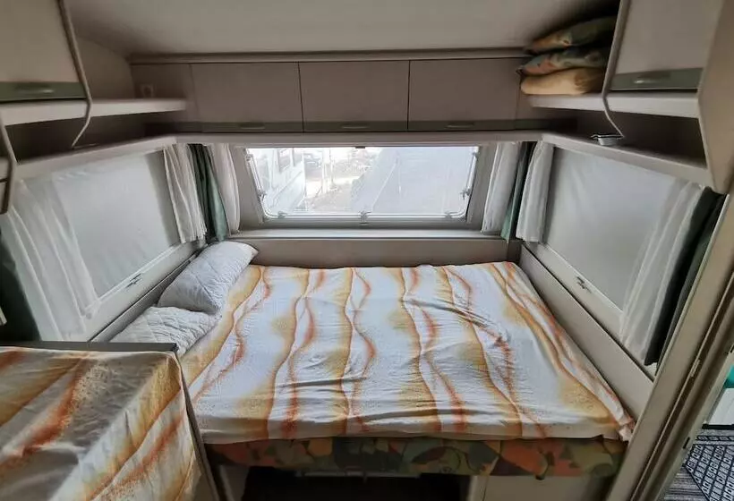 Room In Cabin   Caravan Near The Sea 6