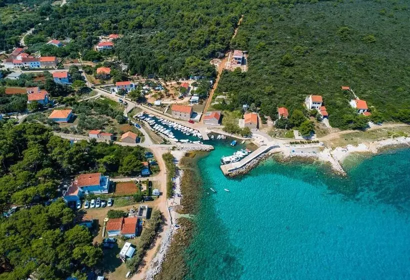 Room In Cabin   Caravan Near The Sea 6