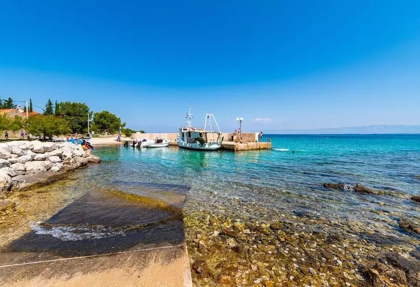 Room In Cabin   Caravan Near The Sea 6