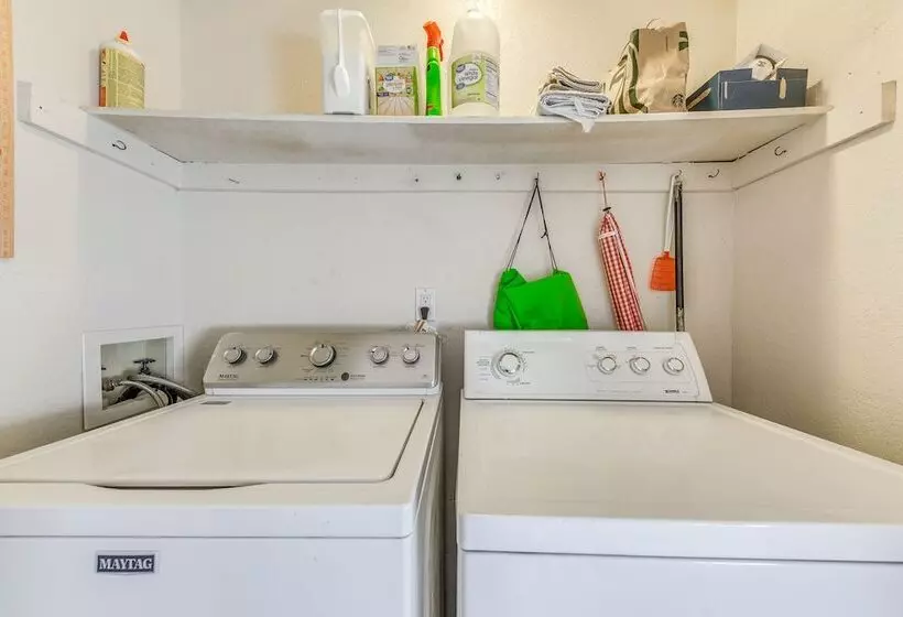 Rustic Alto Retreat   Near Hiking, Skiing & More!