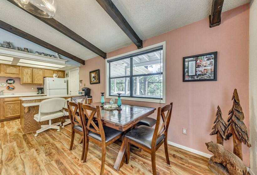 Rustic Alto Retreat   Near Hiking, Skiing & More!