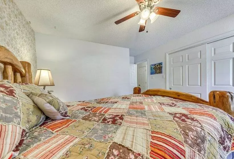 Rustic Alto Retreat   Near Hiking, Skiing & More!