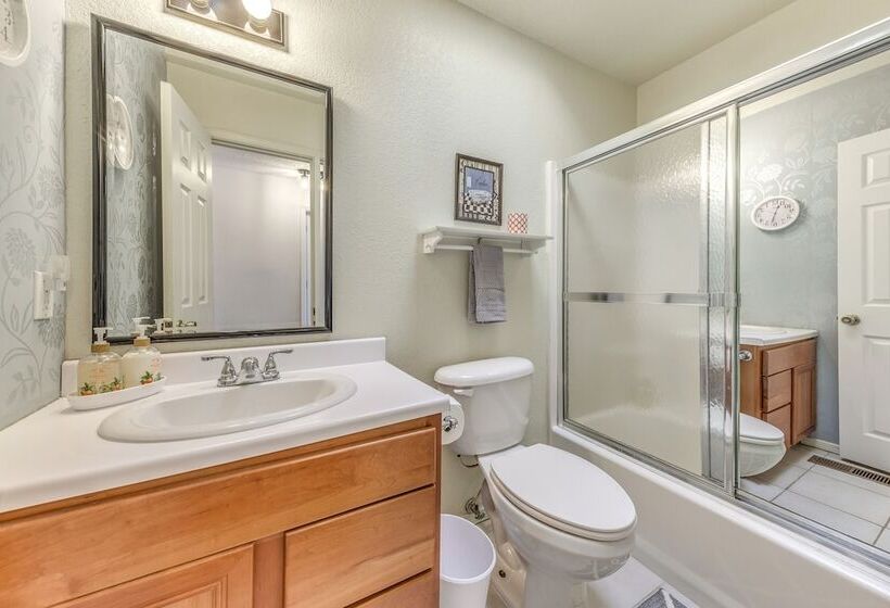 Rustic Alto Retreat   Near Hiking, Skiing & More!