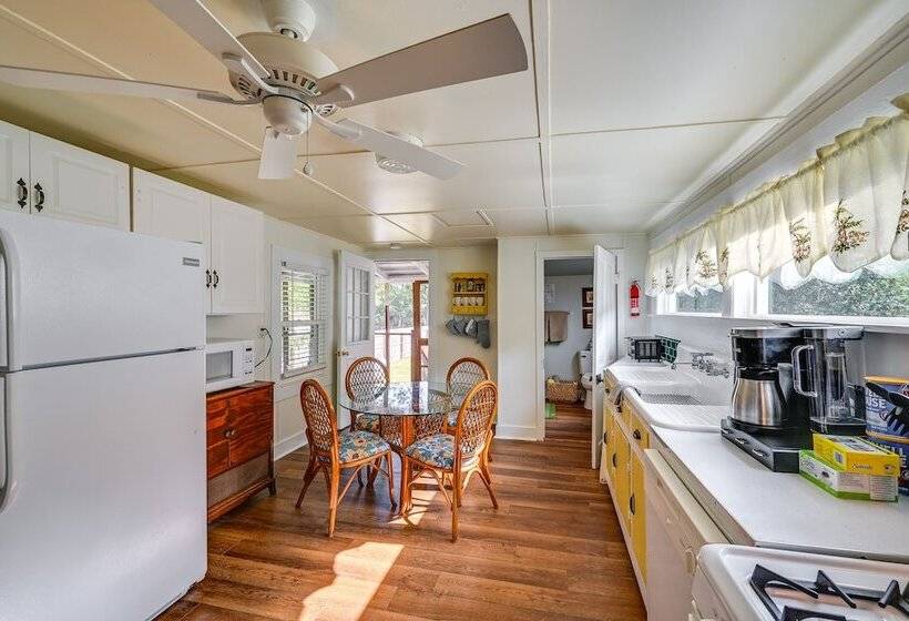 Rustic River Bungalow   Steps To Downtown Belhaven