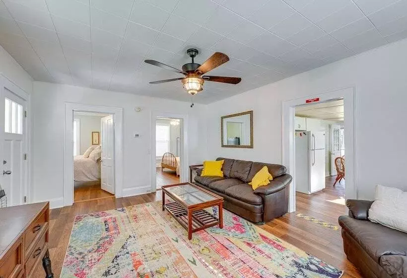 Rustic River Bungalow   Steps To Downtown Belhaven