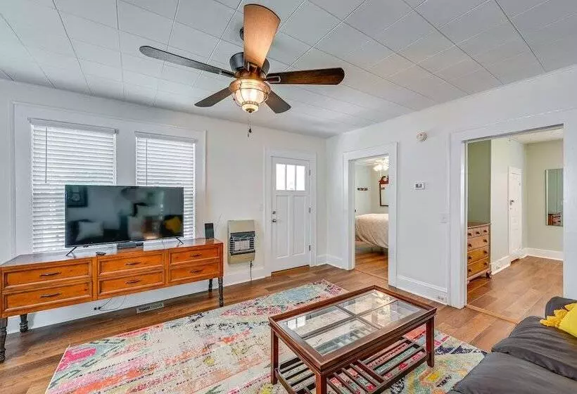 Rustic River Bungalow   Steps To Downtown Belhaven