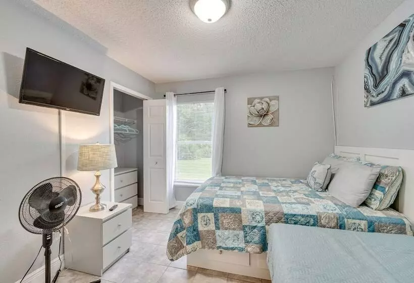 Spacious Kissimmee Family Home W/ Pool & Patio!