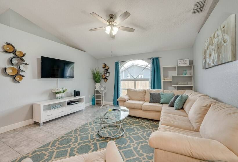 Spacious Kissimmee Family Home W/ Pool & Patio!