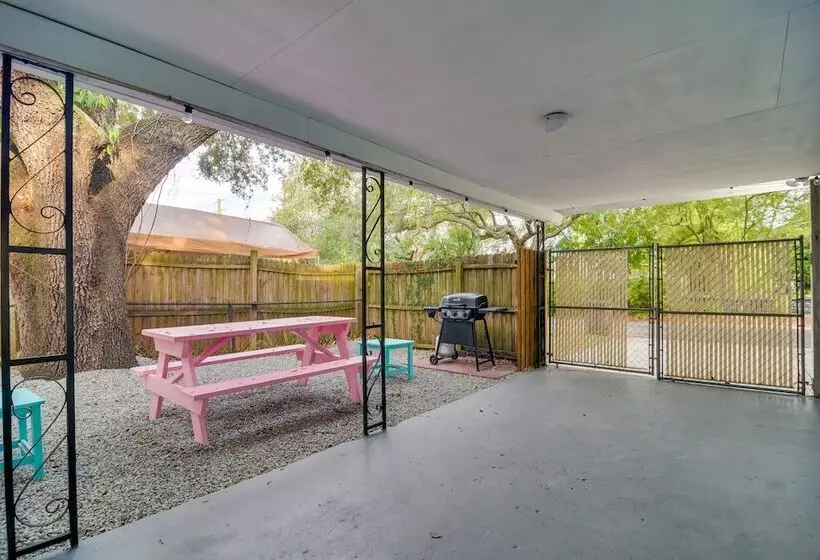 Sunny Gulfport Home: Walk To Art District + Beach!