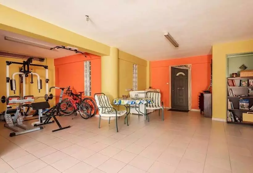 Beautiful 1 Bed Cottage In Megalopolis