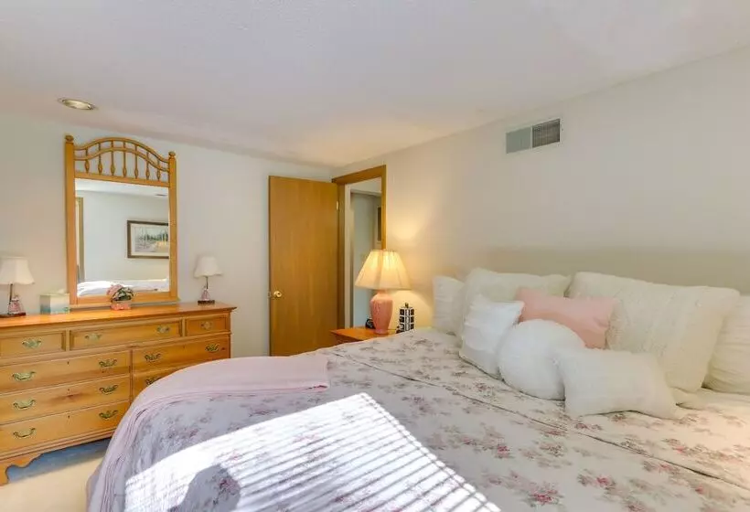 West Virginia Home W/ Deck On Golf Course