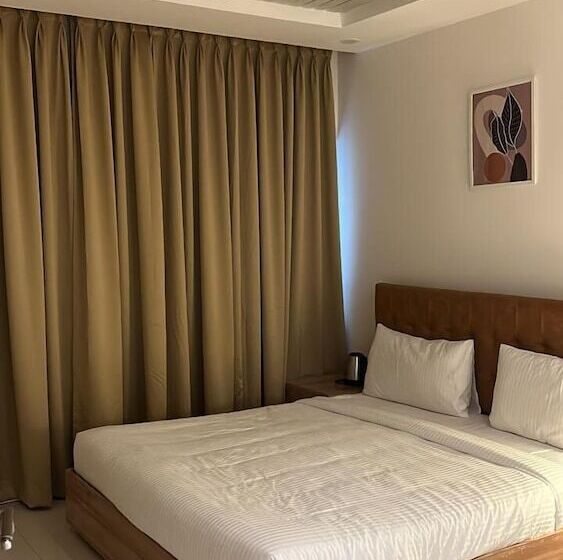 Hostel Hibiscus Tree Bachupally