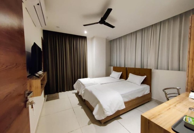 Hostel Hibiscus Tree Bachupally