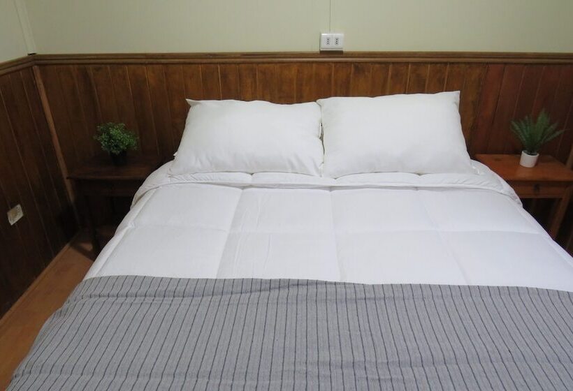 تختخواب و صبحانه Riverline Lodge