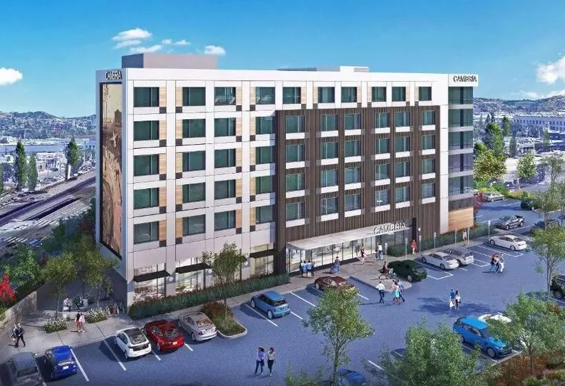 Cambria Hotel Burbank Airport