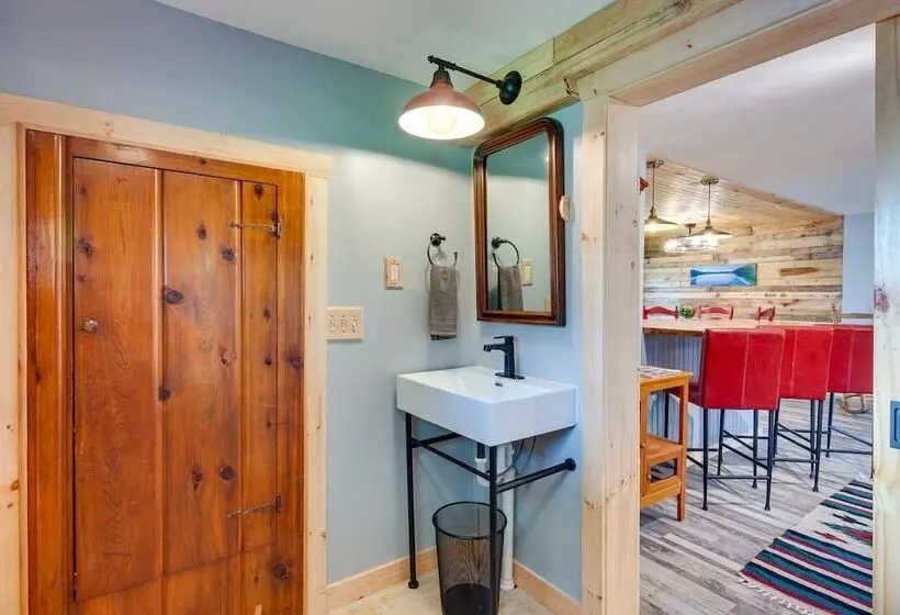 Charming Lake Chautauqua Home: Walk To Water!