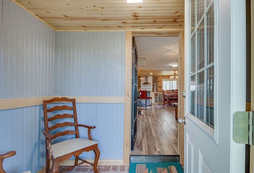 Charming Lake Chautauqua Home: Walk To Water!