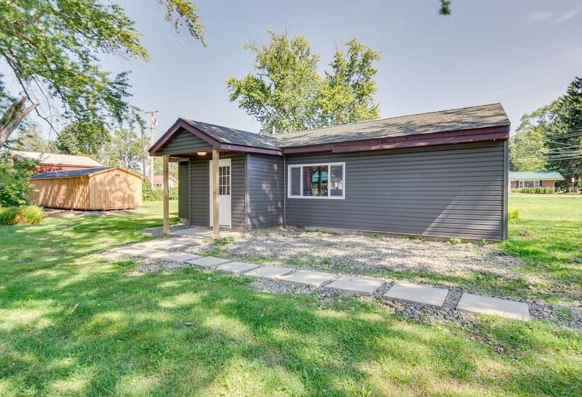 Charming Lake Chautauqua Home: Walk To Water!